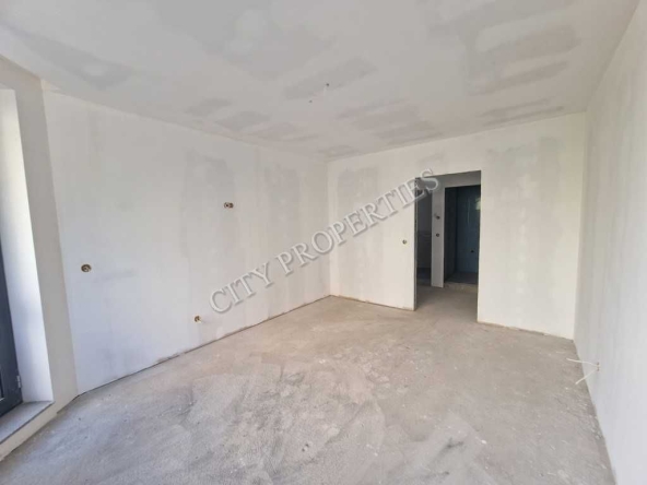 Тристаен апартамент в Благоевград, Освобождение - 110 кв.м за 1091 €/кв.м - Снимка #1