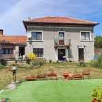 Къща в с. Буря, Област Габрово - 160 кв.м за 563 €/кв.м - Снимка #1