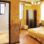 Къща в Велико Търново, Център - 223 кв.м за 1494 €/кв.м - Снимка #1