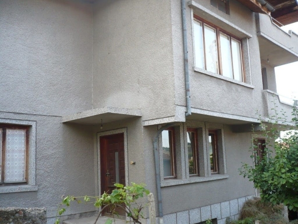 Къща в Бяла - 400 кв.м за 200 €/кв.м - Снимка #1