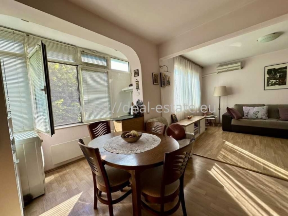 Тристаен апартамент в Благоевград, Широк център - 97 кв.м за 1314 €/кв.м - Снимка #1