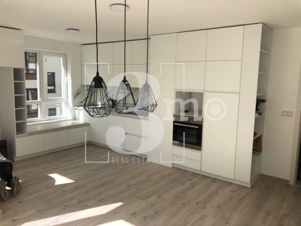 Дава се под наем Тристаен апартамент в София, Дървеница - 126 кв.м за 816 € - Снимка #1