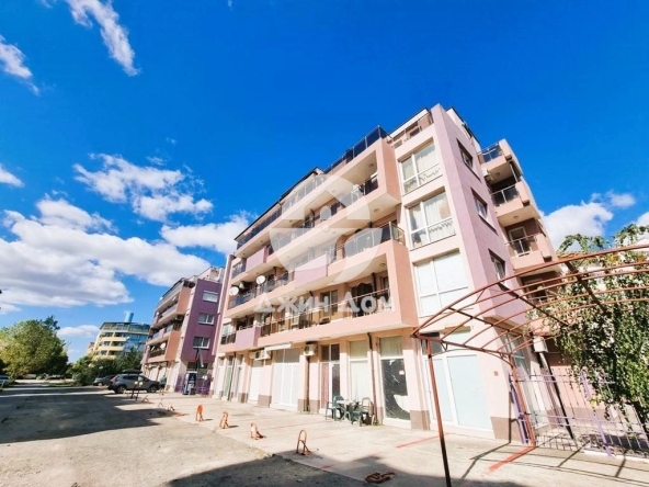 Едностаен апартамент в к.к. Слънчев бряг - 70 кв.м за 815 €/кв.м - Снимка #1