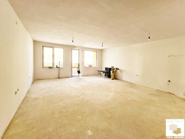 Тристаен апартамент в Велико Търново, Бузлуджа - 93 кв.м за 1237 €/кв.м - Снимка #1