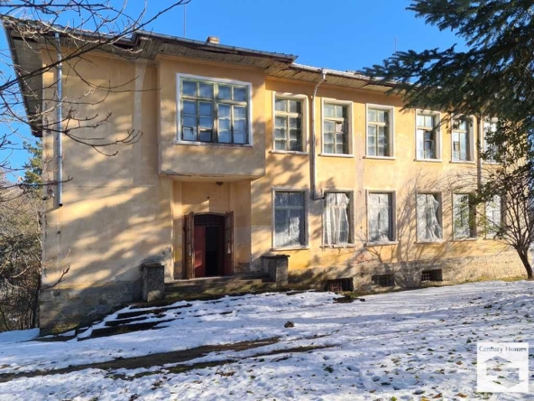 Къща в с. Разсоха, Област Велико Търново - 750 кв.м за 127 €/кв.м - Снимка #1