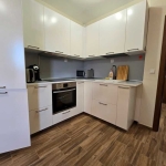 Тристаен апартамент в с. Равда, Област Бургас - 70 кв.м за 1215 €/кв.м - Снимка #1