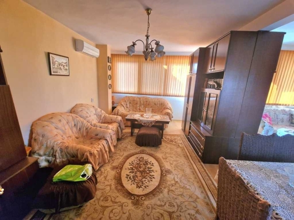 Тристаен апартамент в Благоевград, Широк център - 107 кв.м за 851 €/кв.м - Снимка #1