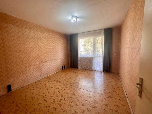 Двустаен апартамент в Благоевград, Струмско - 71 кв.м за 634 €/кв.м - Снимка #1