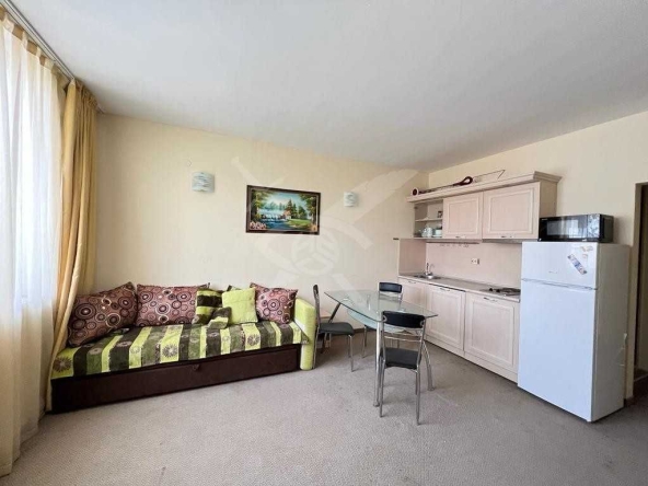 Двустаен апартамент в к.к. Слънчев бряг - 62 кв.м за 904 €/кв.м - Снимка #1