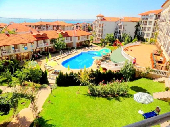 Двустаен апартамент в Свети Влас - 64 кв.м за 1258 €/кв.м - Снимка #1