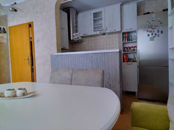 Четиристаен апартамент в Поморие - 140 кв.м за 948 €/кв.м - Снимка #1