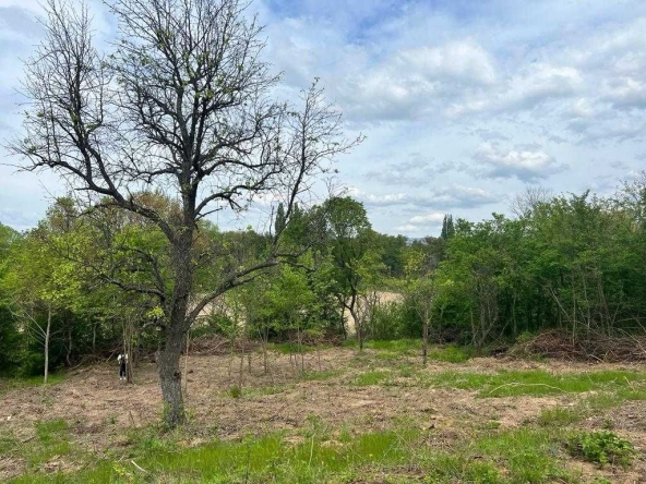 Парцел в Казанлък - 1603 кв.м за 16 €/кв.м - Снимка #1