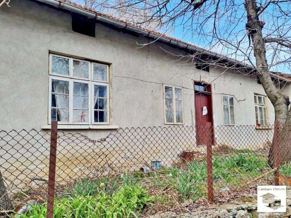 Къща в с. Денчевци, Област Габрово - 80 кв.м за 225 €/кв.м - Снимка #1