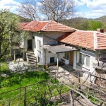 Къща в с. Петко Славейков, Област Габрово - 150 кв.м за 247 €/кв.м - Снимка #1