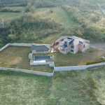 Къща в с. Пчелище, Област Велико Търново - 520 кв.м за 722 €/кв.м - Снимка #1