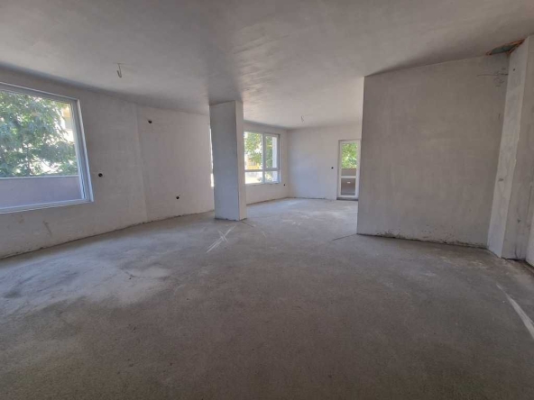 Тристаен апартамент в Благоевград, Еленово 2 - 120 кв.м за 843 €/кв.м - Снимка #1