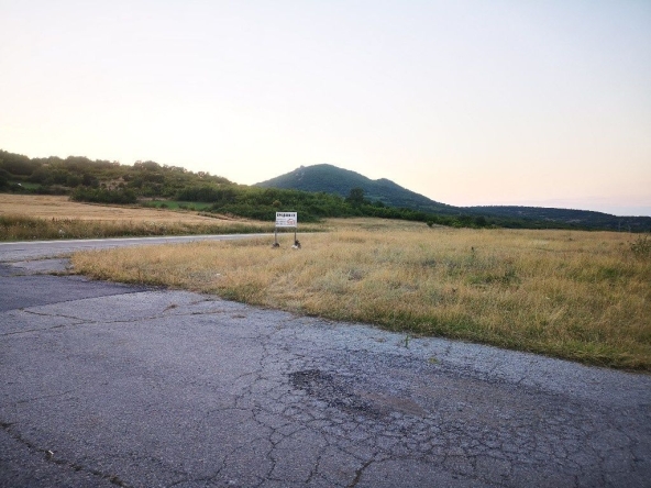 Парцел в Хасково, Промишлена зона - Север - 4020 кв.м за 25 €/кв.м - Снимка #1