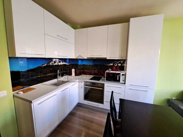 Дава се под наем Тристаен апартамент в Варна, Възраждане 3 - 80 кв.м за 612 € - Снимка #1