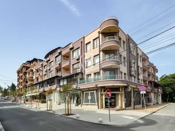 Двустаен апартамент в Бургас, Сарафово - 67 кв.м за 1642 €/кв.м - Снимка #1