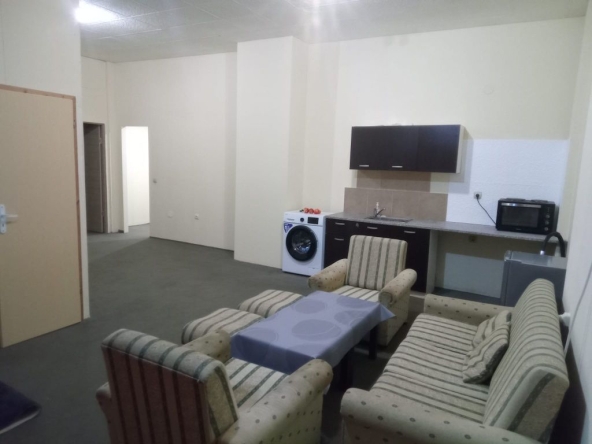 Дава се под наем Двустаен апартамент в Благоевград, Баларбаши - 89 кв.м за 225 € - Снимка #1