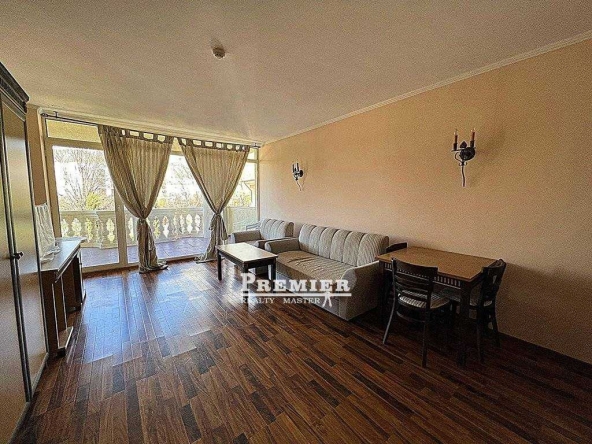 Двустаен апартамент в к.к. Елените - 78 кв.м за 706 €/кв.м - Снимка #1