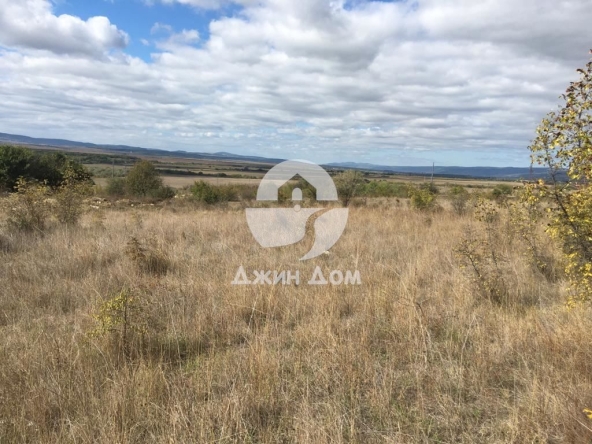 Парцел в с. Кошарица, Област Бургас - 4563 кв.м за 30 €/кв.м - Снимка #1