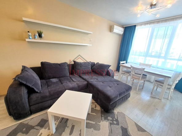 Дава се под наем Тристаен апартамент в Варна, Лятно кино Тракия - 108 кв.м за 663 € - Снимка #1