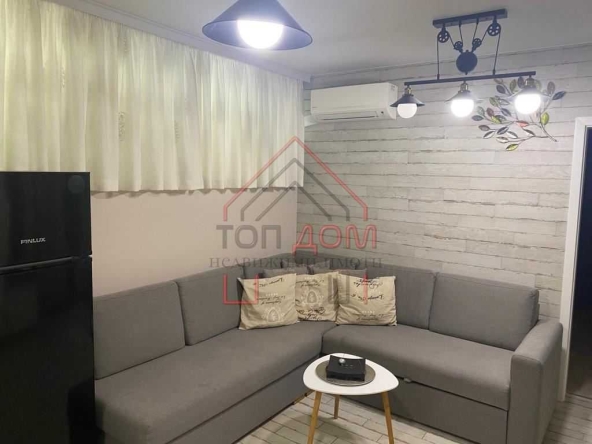 Дава се под наем Двустаен апартамент в Варна, Цветен квартал - 55 кв.м за 382.5 € - Снимка #1