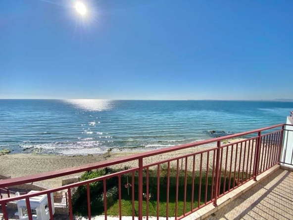 Двустаен апартамент в к.к. Елените - 73 кв.м за 1316 €/кв.м - Снимка #1