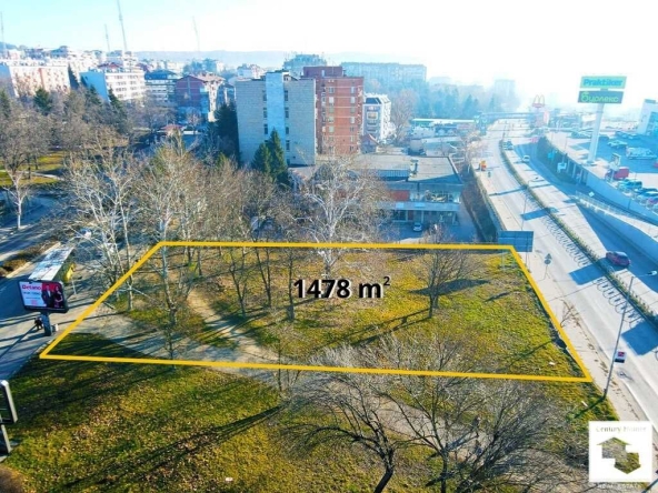Парцел в Велико Търново, Център - 1478 кв.м за 236 €/кв.м - Снимка #1