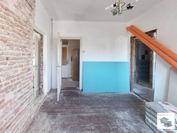 Етаж от къща в Велико Търново, Център - 49 кв.м за 1694 €/кв.м - Снимка #1