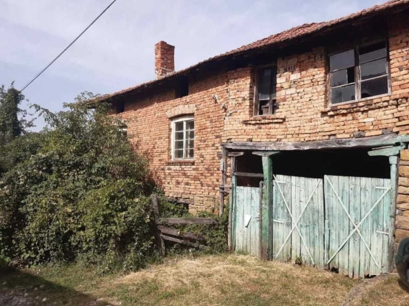 Къща в с. Дебел дял, Област Габрово - 100 кв.м за 128 €/кв.м - Снимка #1