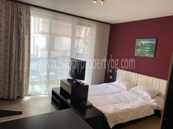 Едностаен апартамент в к.к. Слънчев бряг - 38 кв.м за 1382 €/кв.м - Снимка #1