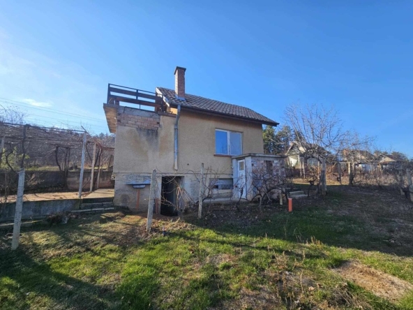 Къща в с. Кънчево, Област Стара Загора - 50 кв.м за 704 €/кв.м - Снимка #1