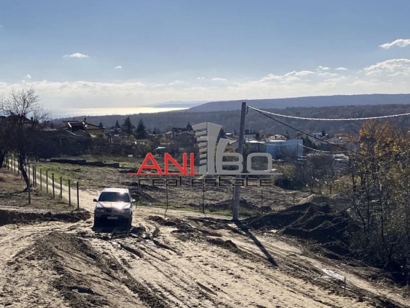 Парцел в Варна, м-т Ракитника - 907 кв.м за 98 €/кв.м - Снимка #1