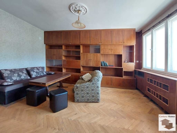 Четиристаен апартамент в Велико Търново, Център - 100 кв.м за 1330 €/кв.м - Снимка #1