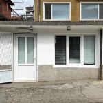 Дава се под наем Магазин в Велико Търново, Акация - 20 кв.м за 100 € - Снимка #1