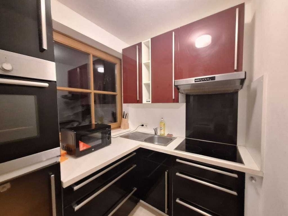 Дава се под наем Двустаен апартамент в София, Зона Б-5 - 65 кв.м за 459 € - Снимка #1