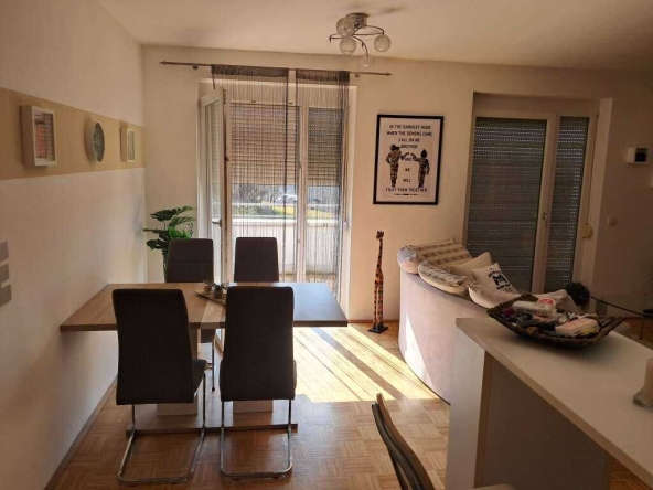 Дава се под наем Двустаен апартамент в София, Зона Б-5 - 65 кв.м за 561 € - Снимка #1