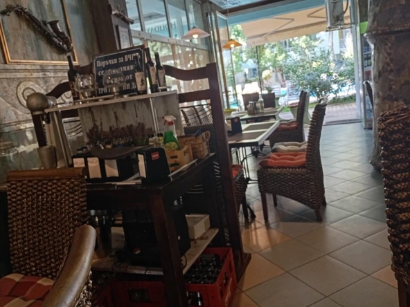 Заведение в с. Кошарица, Област Бургас - 190 кв.м за 1685 €/кв.м - Снимка #1