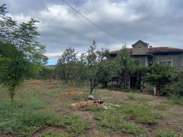 Парцел в с. Церово, Област Пазарджик - 897 кв.м за 73 €/кв.м - Снимка #1