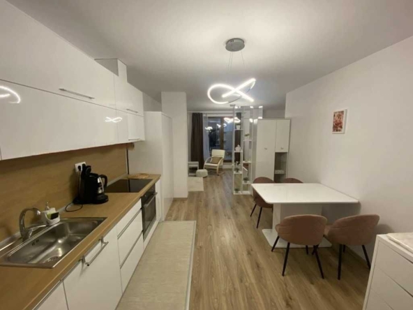 Едностаен апартамент в София, Център - 56 кв.м за 1518 €/кв.м - Снимка #1