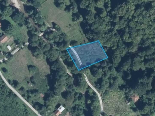 Парцел в с. Рибарица, Област Ловеч - 1291 кв.м за 16 €/кв.м - Снимка #1