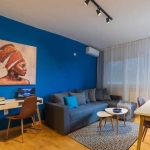 Дава се под наем Двустаен апартамент в Пловдив, Беломорски - 90 кв.м за 315 € - Снимка #1