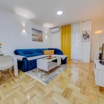 Дава се под наем Двустаен апартамент в Пловдив, Изгрев - 58 кв.м за 219.3 € - Снимка #1