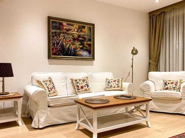 Дава се под наем Двустаен апартамент в Пловдив, Тракия - 60 кв.м за 306 € - Снимка #1