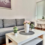 Дава се под наем Двустаен апартамент в Пловдив, Център - 45 кв.м за 365 € - Снимка #1