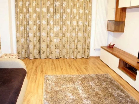 Двустаен апартамент в Бургас, Възраждане - 62 кв.м за 1068 €/кв.м - Снимка #1