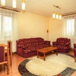 Дава се под наем Двустаен апартамент в Пловдив, Изгрев - 65 кв.м за 295.8 € - Снимка #1