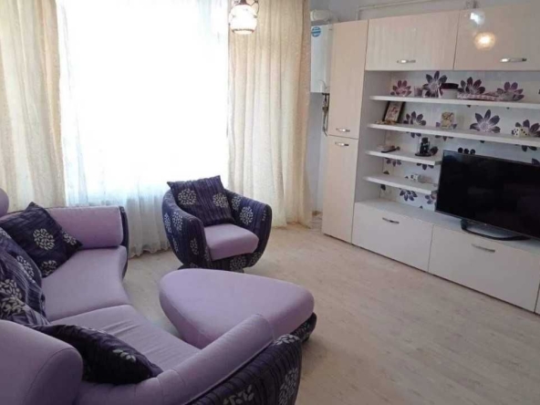 Дава се под наем Двустаен апартамент в Пловдив, Каменица 2 - 60 кв.м за 270.3 € - Снимка #1